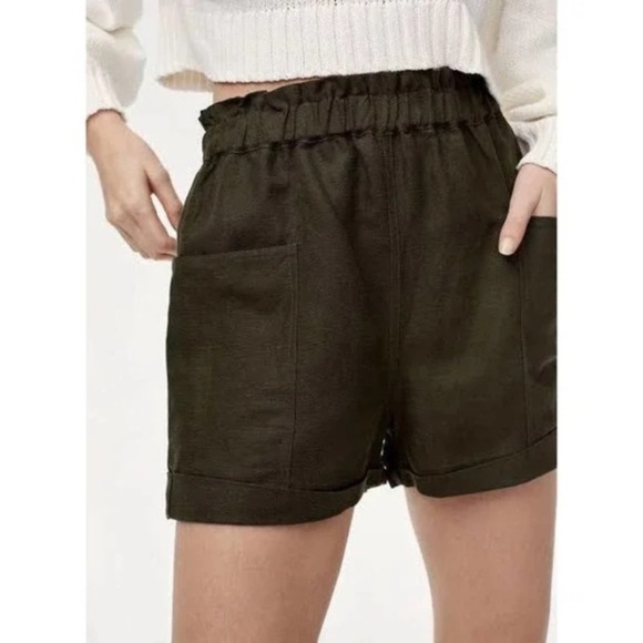 Aritzia Wilfred Free Black Harulia Shorts - Picture 1 of 9